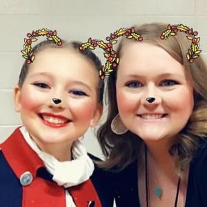 Meet your Posher, Elizabeth